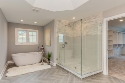 Glass Shower with Minimal Hardware